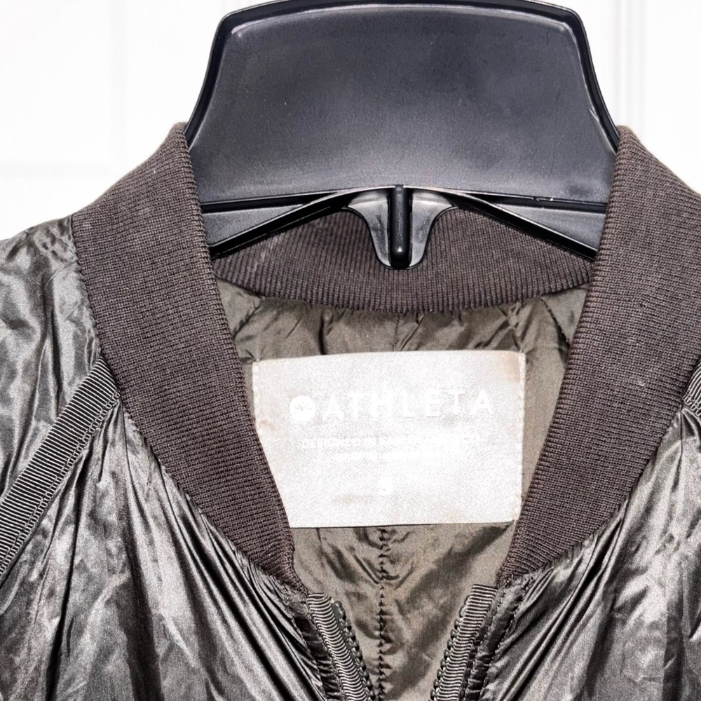 Athleta Primaloft Mountain Summit Shell Olive Gre… - image 4